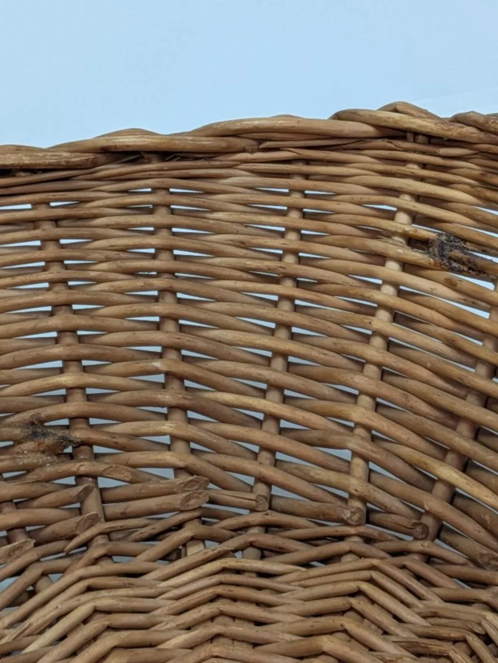 VTG Woven Wicker Basket Braided Rim Overhead Arch Handle Scoop Gathering Trug